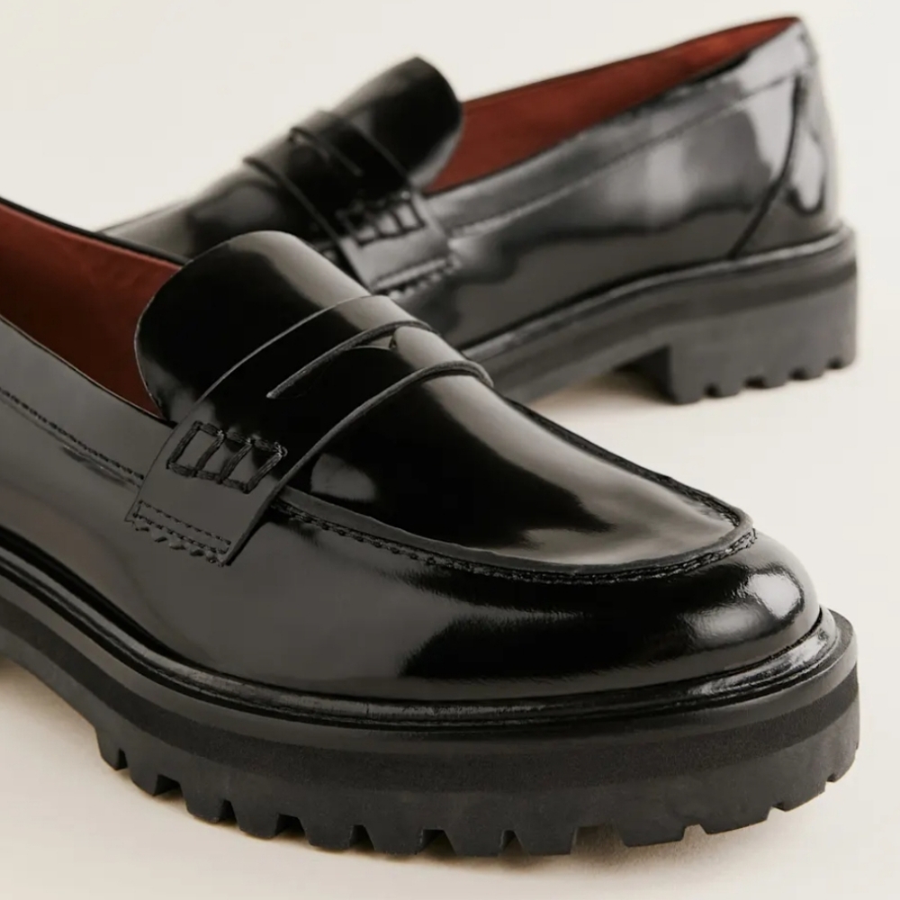Reformation Agathea Chunky Loafer Size 6